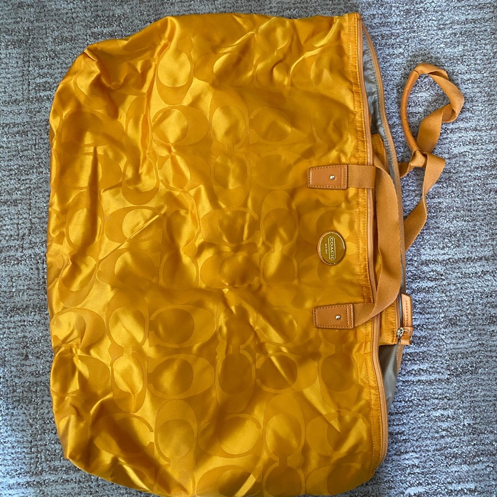 Coach Duffle/Tote Zippered Bag